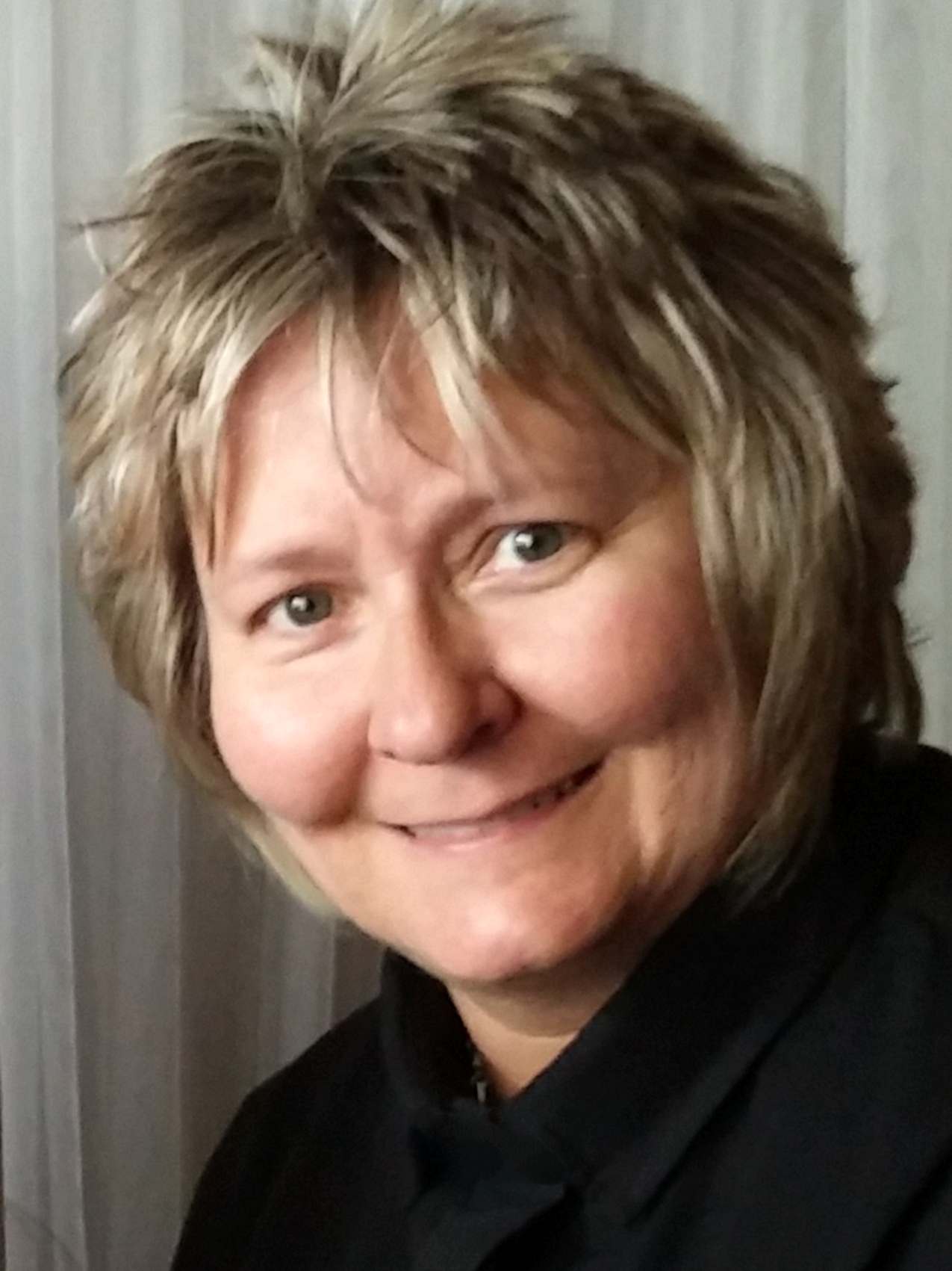 Nancy's Headshot Nancy Kerr - Wedding Officiants in Kansas City at KC Weddings 2 Go