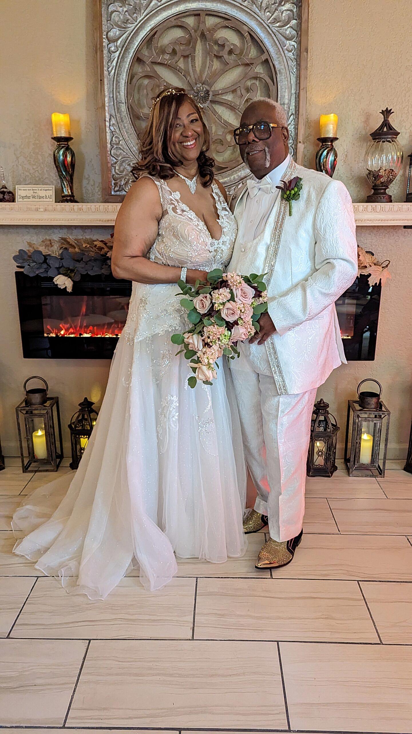 Wedding Chapel KC Weddings 2 Go The Perfect Fit for an Intimate Ceremony PXL_20230625_212829388.MP Wedding Chapel KC Weddings 2 Go The Perfect Fit for an Intimate Ceremony PXL_20230625_212829388.MP